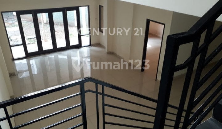 Rumah Nyaman,Asri,Rapi, Strategis Di Taman Lembah Hijau Lippo Ckr