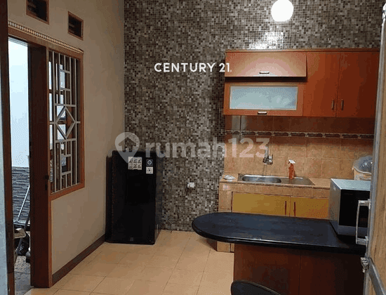 Rumah Bagus Fully Furnished di Jababeka