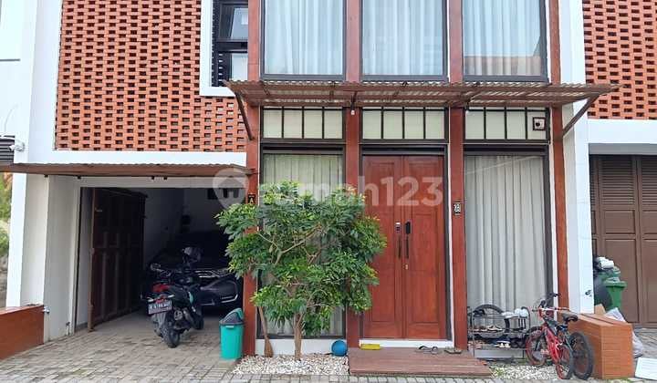 Rumah Nyaman Cocok Banget Buat Keluarga di Cigadung Bandung