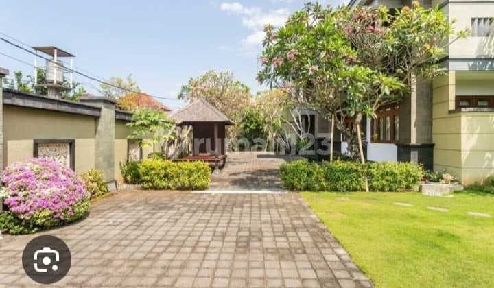 For Sale Mahakarya Hunian Elit 1.000 M2 8Br di Jantung Renon, Denpasar