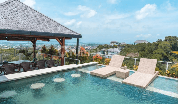 Disewakan Ultra Luxury Villa di Jimbaran 4 Lantai, 9 Kamar, View Gwk & Laut