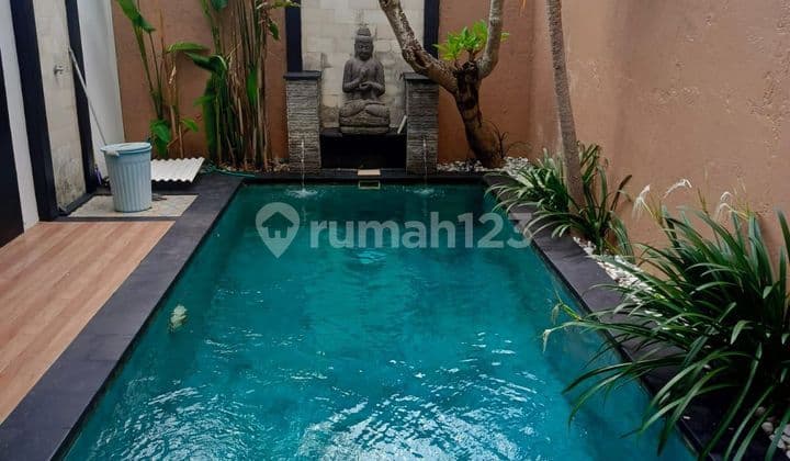 Villa for Rent 3BR Kerobokan Kaja Fully Furnished