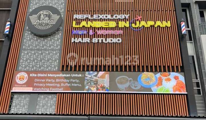 Dijual Cepat Kantor Modern Bintang 5 Ruko Canggih Usaha Siap Pakai Tinggal Datang Bawa Laptop Lokasi Strategis di City Resort Cengkareng. Hanya 17.5M Berikut dengan Semua Isi Didalamnya!