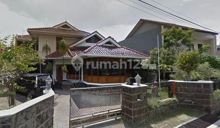 Rumah Indah Daerah Cicendo, Bandung Dilelang Banyak Peminat