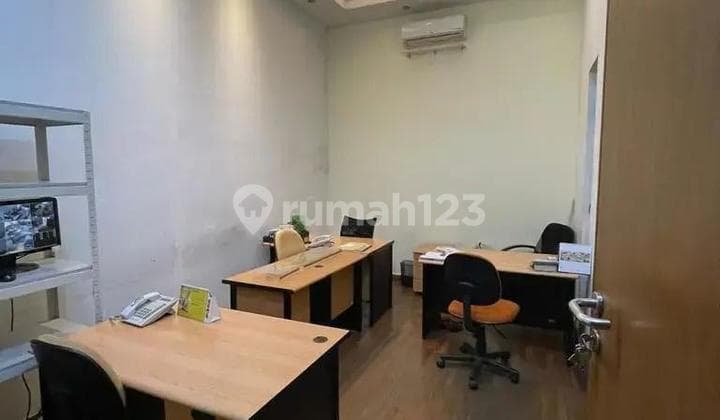 Dilelang Gudang di Kopo Lengkap Dengan Meeting Room