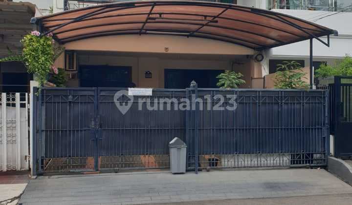 Rumah 2Lt di Jl Pelepah Elok Viii Kelapa Gading Jakarta Utara