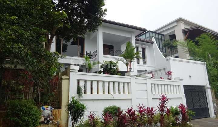 Rumah 2Lt di Jl Perum Villa Karang Tumaritis Lbk Bulus Jaksel