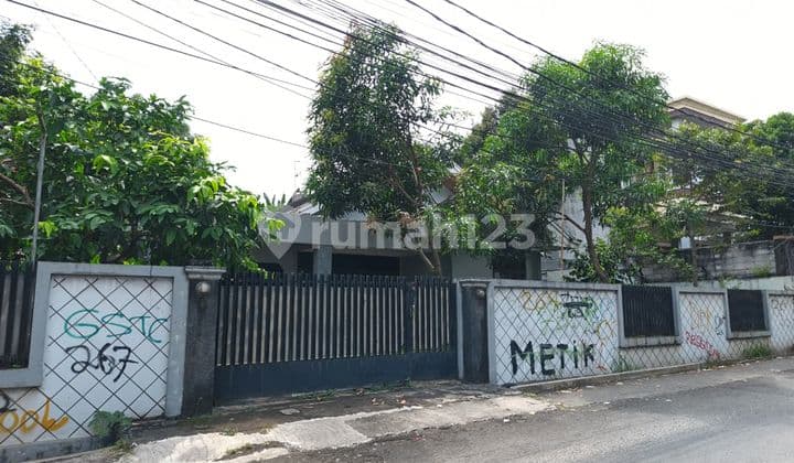 Rumah Strategis di Komp Deplu Kreo Larangan Kota Tangerang