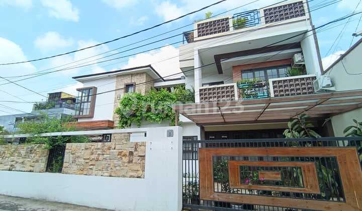 Rumah Mewah di Jl Pmd Seskoal Cipulir Kby Lma Jakarta Selatan