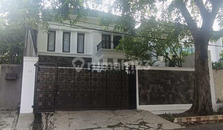 Rumah Strategis di Jl Melinjo Pejaten Barat Jakarta Selatan