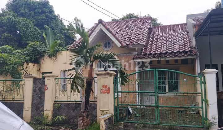 Rumah Tua di Regensi Mas Melati Serpong Utara Tangerang Selatan