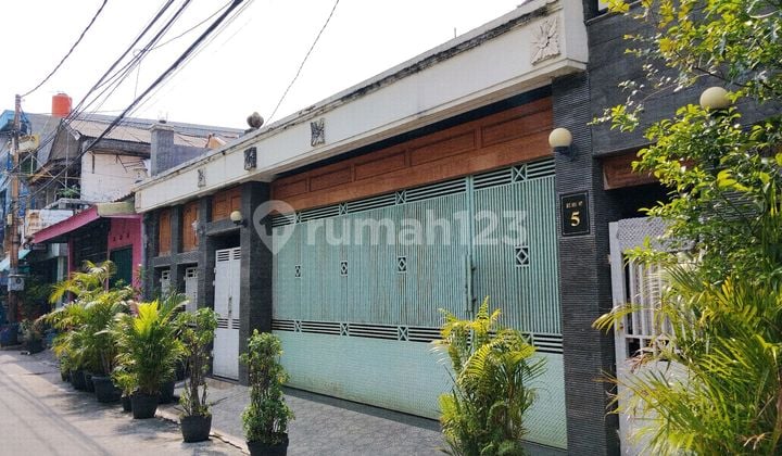 Rumah Lama Di Jl Semangka Iii Jati Pulo Jakarta Barat