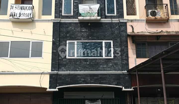 Ruko 3lt Komersil Di Jl Rc Veteran Bintaro Jakarta Selatan