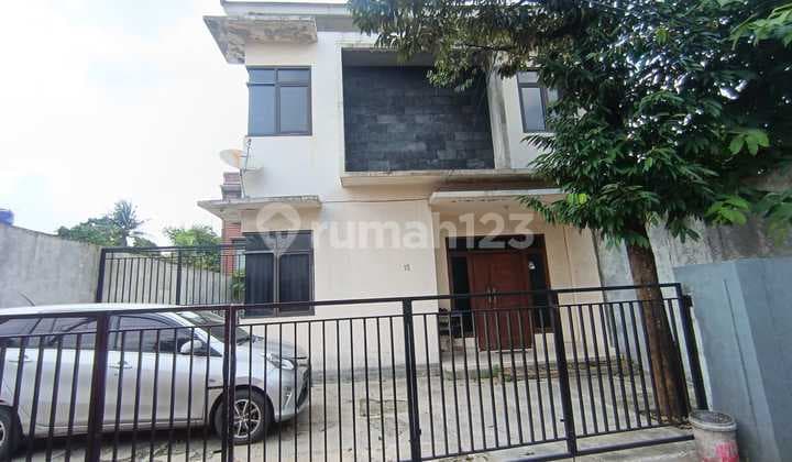 Rumah Lama 2Lt di Jl Guru Saleh Bintaro Pesanggrahan Jaksel
