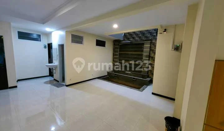 Cocok untuk Investasi Hunian Kostan Dijual.rumah Kost Aktif