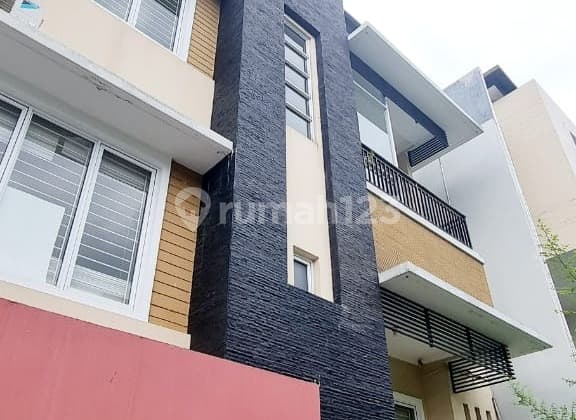 For Rent: New Permata Buana Cluster House, Pulau Panggang