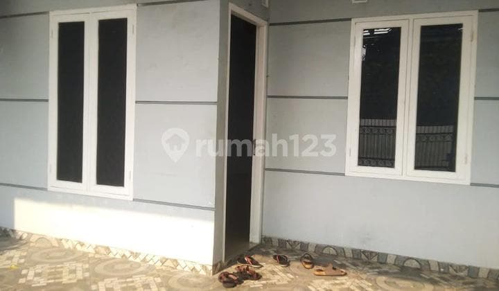 Dijual Strategis Rumah Taman Harapan Baru, Bekasi