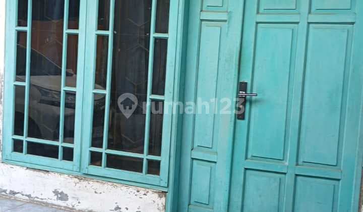 Dijual Rumah Kos Masih Aktif ada 8 Kamar di Katapang, Bandung