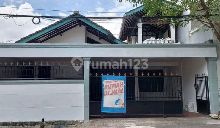 Ragunan - Rumah Lama Hitung Tanah Dekat Ke Jalan Raya Di Ragunan Jakarta Selatan