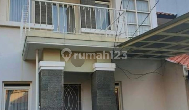 Dijual Rumah di Taman Parahiyangan Lippo Karawaci