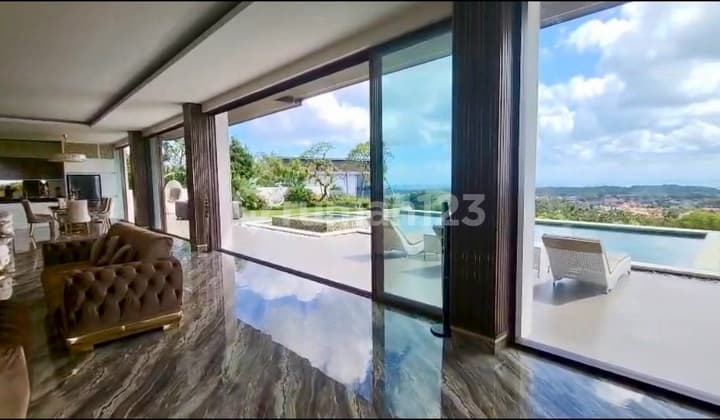 Luxury Villa dengan Spektakuler Unblock Ocean, Airport, Toll dan Mountain View di Jimbaran - Bali