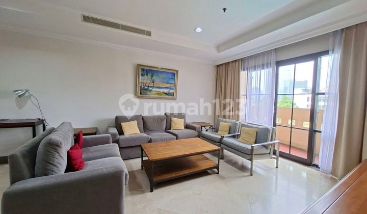 Fully Furnished 3-Bedroom Apartment with Pool View in Kusuma Candra SCBD