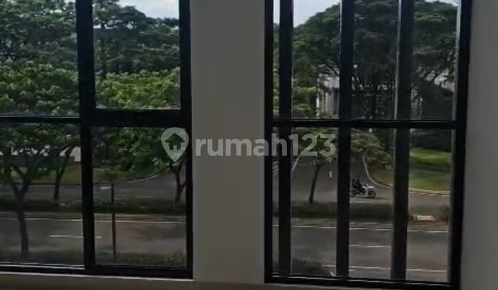 Di Sewakan Ruko 3 Lantai Enchante Business Park