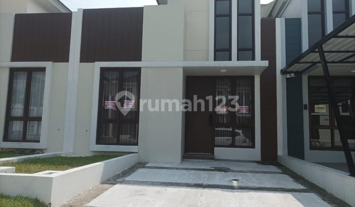 Rumah Siap Huni Strategis Dekat Pintu Gerbang Tol Di Sebtul