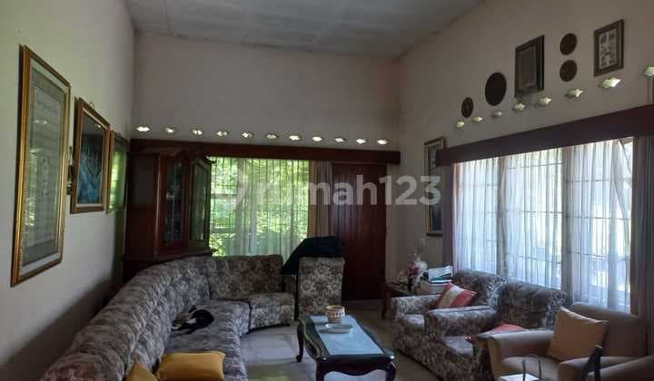 For Sale House Large Land 1575 M² Beside Lawang Gintung Main Road Near Batutulis Station