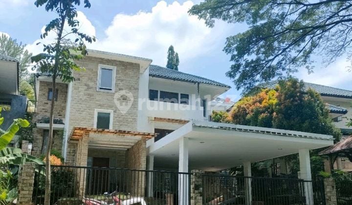 Jual Rumah Semi Furnished Di Boulevard Dengan Kolam Renang Sentul City