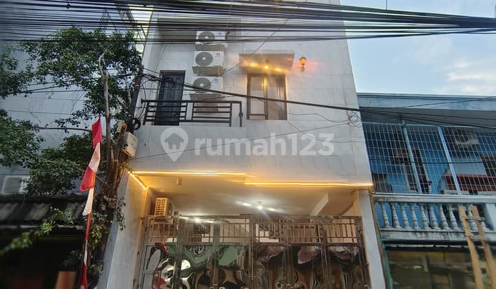 For Sale, Tanjung Duren Boarding House with 20 Furnished Rooms