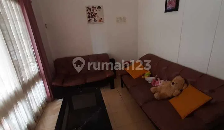 Dijual Rumah 2Lt Dikebon Kawung