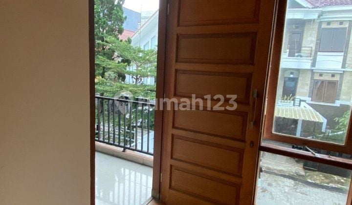 Disewa Rumah 2 Lantai Siap Hunidi Setra Duta Cemara Kbb