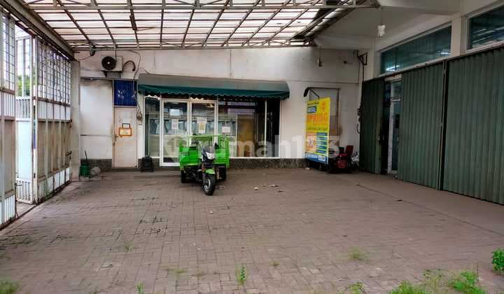 For Rent: 1.5 Story Shop House