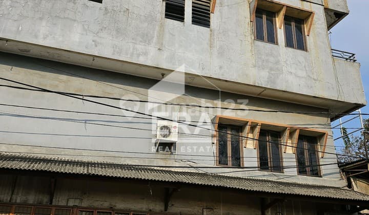 Ruko Strategis 4 Lantai