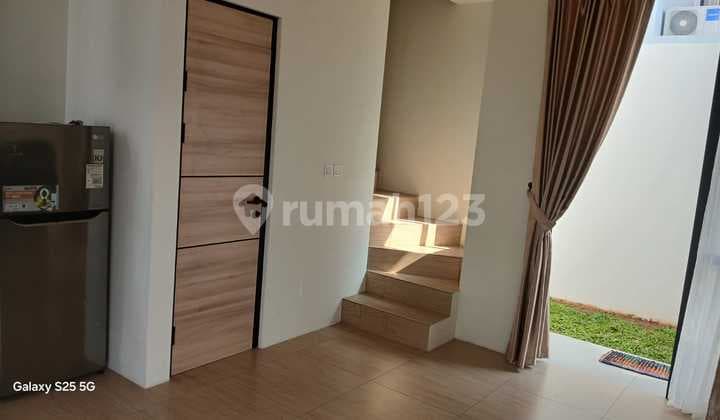 Rumah 2 Lantai Siap Huni Dekat Universitas di Lippo Karawaci