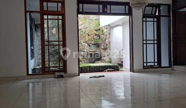 Rumah Besar Boulevard Modernland Tangerang
