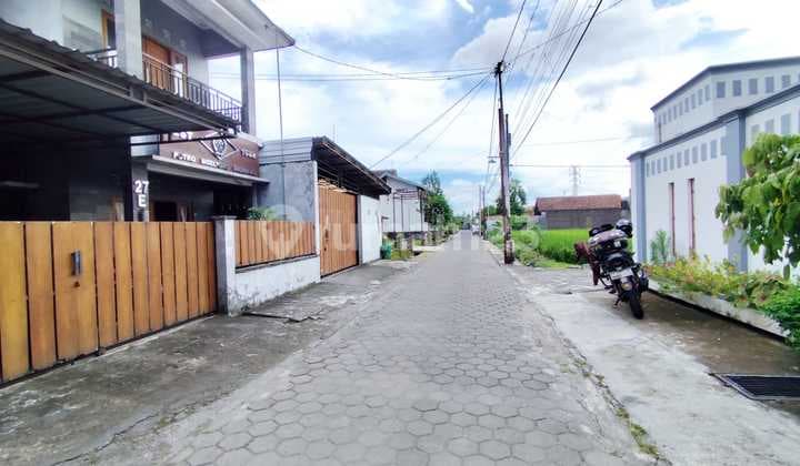 Investasi & Hunian Rumah 2 Lantai Siap Huni Dekat Kampus UPY - Kasihan, Bantul