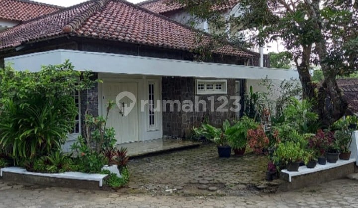 Rumah+Homestay Semi Furnish Berada Dekat dengan Jalan Magelang-Jogja Sempu Bawah Tempuran Magelang