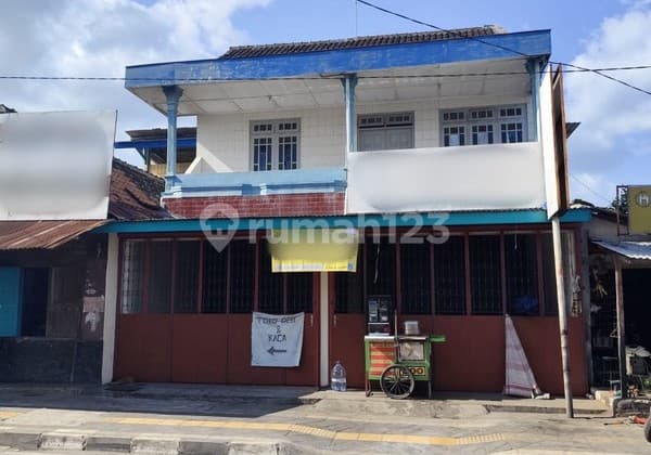 2-Story Shop House in Strategic Location, Kotagede, Yogyakarta