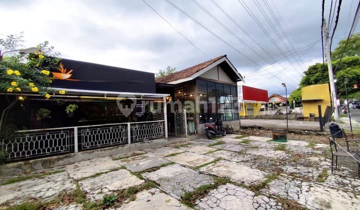 Disewakan Cepat, Ruang Usaha Strategis Di Condong Catur, Sleman