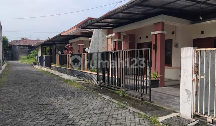 Rumah Dalam Perum Jambon Residence Kricak Tegalrejo Yogyakarta