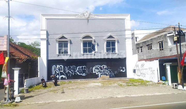 Disewakan Ruko/Gudang Lokasi Strategis Dekat Sleman City Hall Mlati.