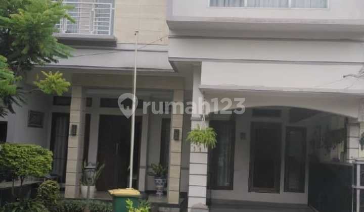 Hunian Nyaman & Strategis di Pesona Khayangan Mungil, Depok!