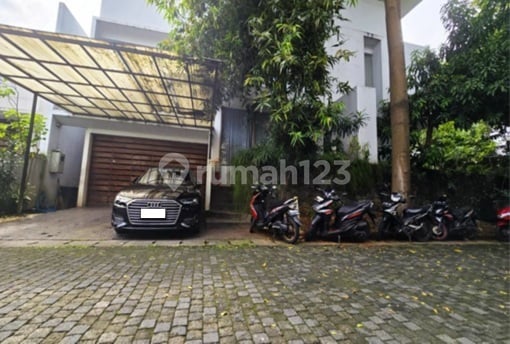 Rumah di Town House Kemang Seka, Jl. Kemang Timur Raya, Jakarta Selatan, SHM