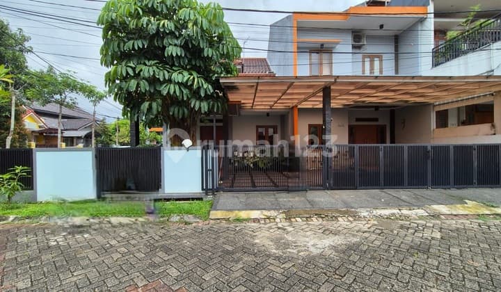 Rumah bagus di Villa Bintaro Regency, Jombang Raya, Pondok Aren, Tangerang Selatan