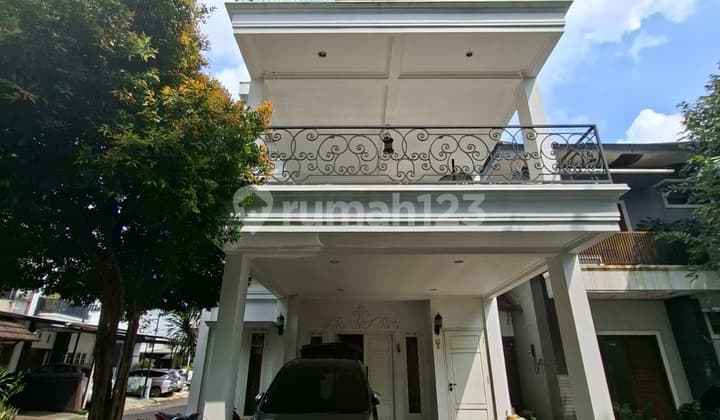 RUMAH HOOK 2 LANTAI EKSKLUSIF DI GRAHA INTAN RESIDENCE, CIPUTAT TIMUR