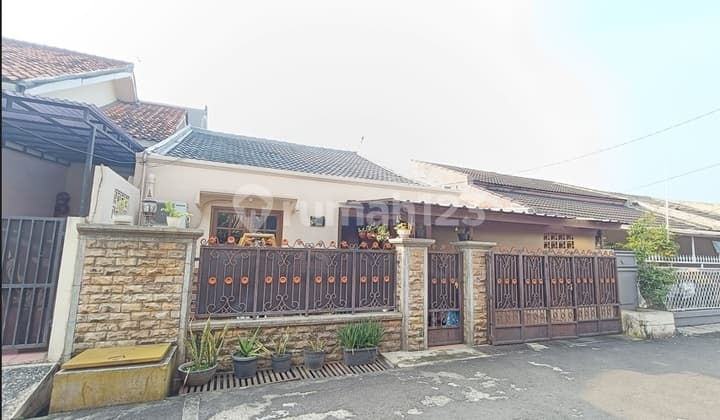 Rumah Asri Komplek Ciputat Baru, Tangsel