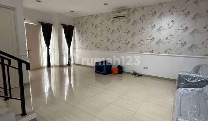 Dijual Rumah Cantik Dalam Cluster di Duta Garden, Tangerang
