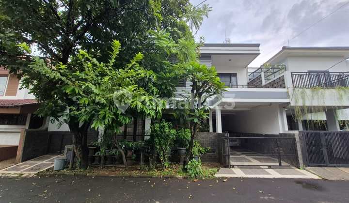 Rumah Cantik Bintaro Sektor 9 -Tangerang Selatan